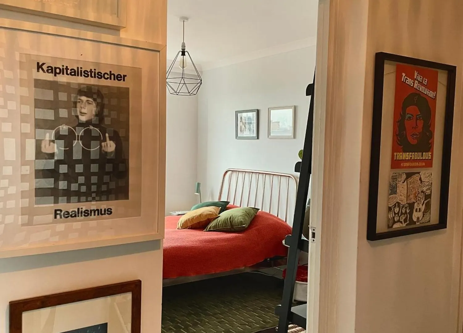 Stylish Room At London Fields With Amazing City View